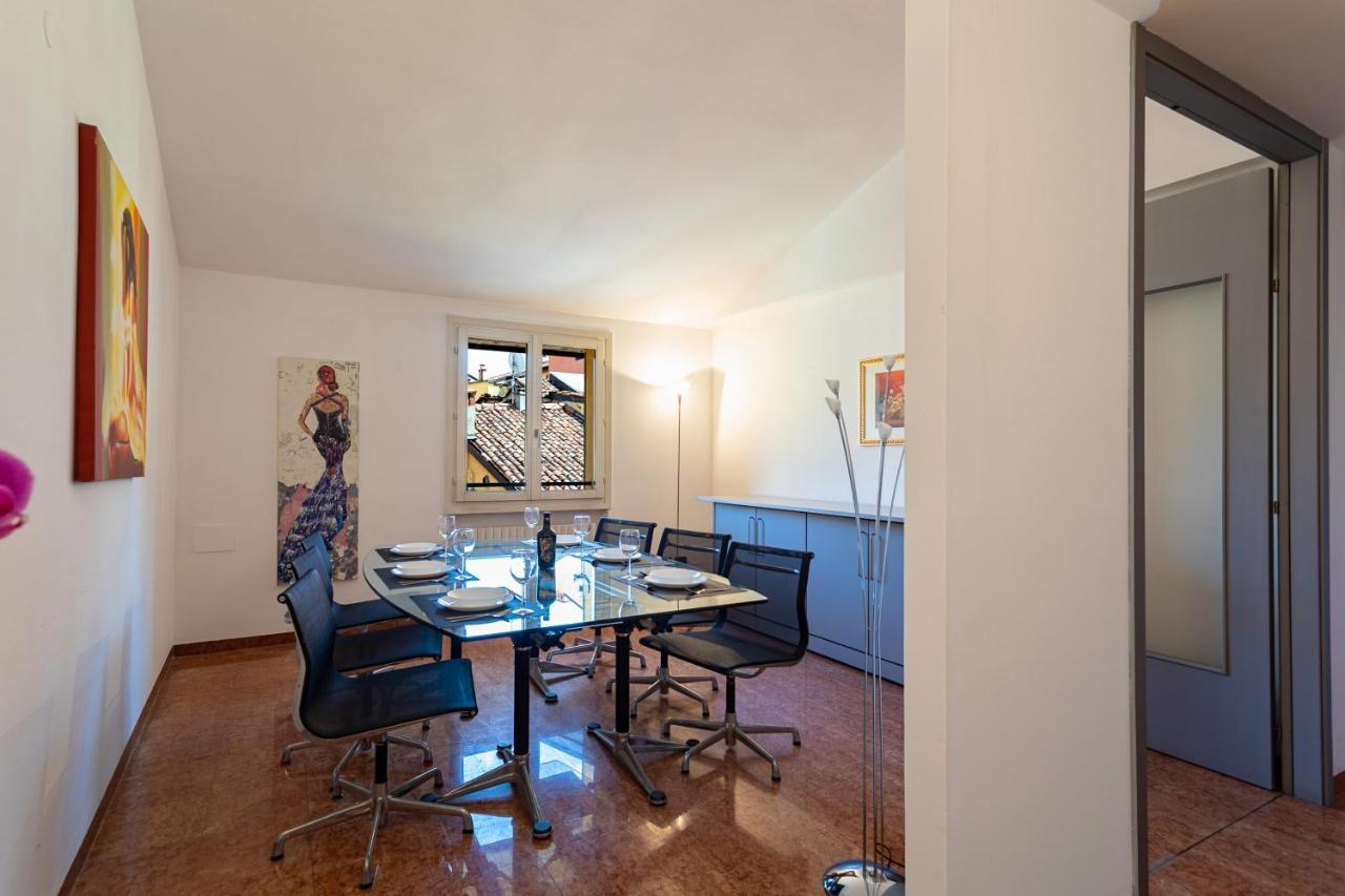 Ferienwohnung Bologna'S Way Sguardo Sui Tetti Exterior foto