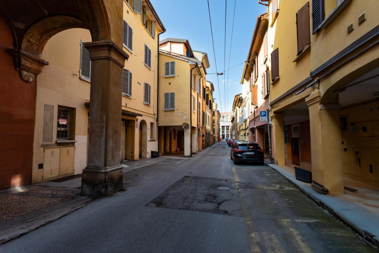 Ferienwohnung Bologna'S Way Sguardo Sui Tetti Exterior foto